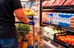 Cesta básica em Cuiabá sobe pela 3ª semana consecutiva e volta a atingir o valor de R$ 900