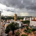 Cuiabá emite alerta de tempestade com ventos de até 60 km/h