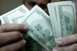 Dólar aproxima-se de R$ 5,17, com notícias do exterior e eleições