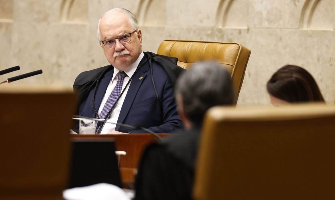Supremo retira da pauta julgamento sobre atuação de Mendonça no caso Master