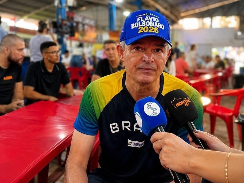 “Flávio no Planalto e Alexandre na cadeia”, diz Medeiros em lançamento de campanha