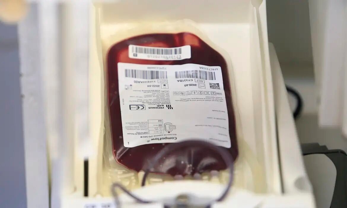 Fundação Pró-Sangue emite alerta urgente sobre estoques críticos