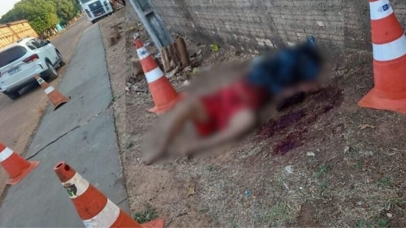 Homem é achado morto com garganta cortada perto de quartel em MT