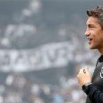 Justiça marca audiência do caso Botafogo x Bruno Lage; técnico pede quase R$ 10 milhões