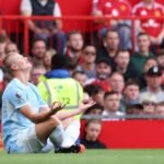 City silencia Old Trafford, vence United com um a menos e segue 100% na Premier League