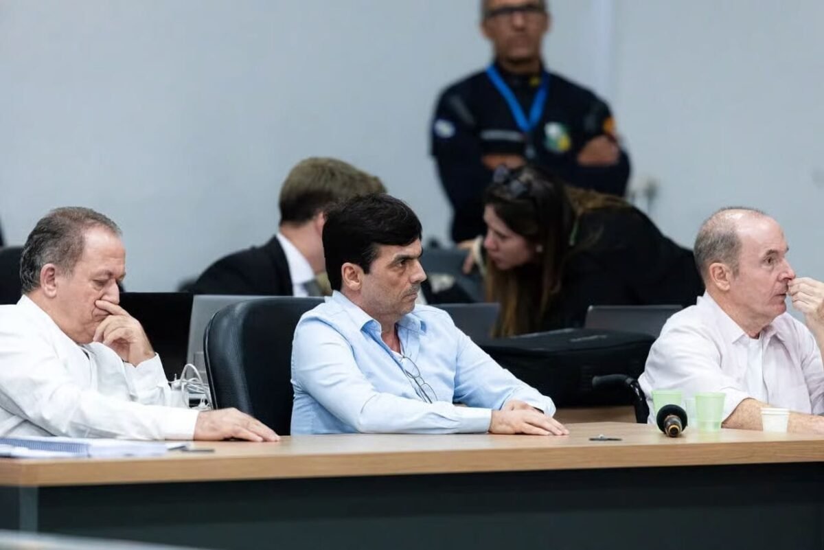 Julgamento de réus pela morte de advogado em Cuiabá entra no segundo dia