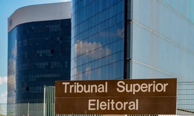 TSE recebeu mais de 50 mil denúncias de propaganda irregular