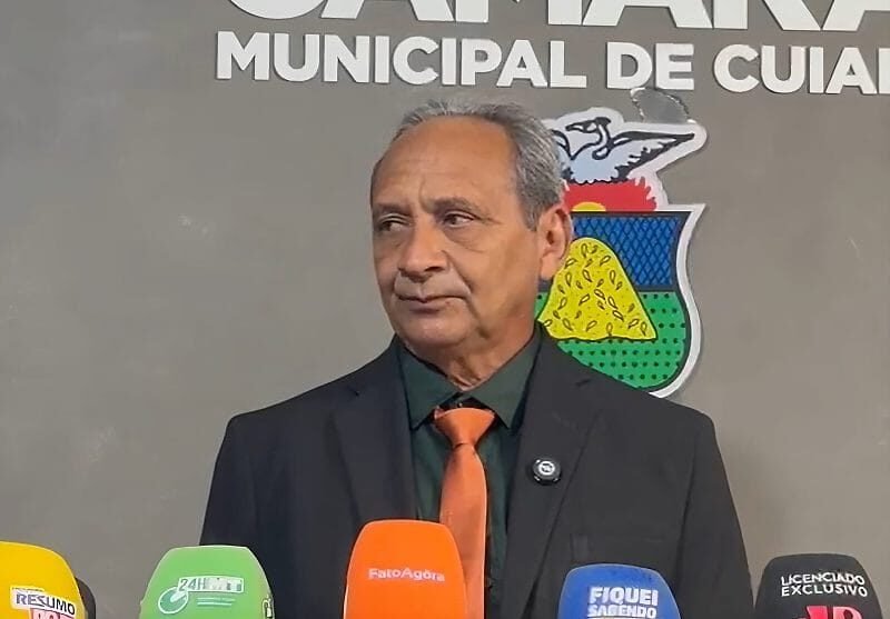 Antônio Lemes volta à Câmara de Cuiabá após recuar de renúncia