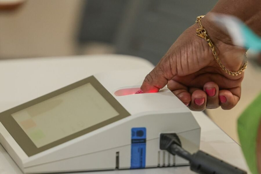 Candidato vence no 1º turno se ganhar mais de 50% dos votos válidos