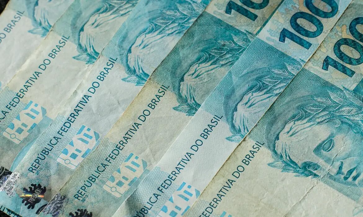 Cmn amplia em r$ 2 bilhões limite de crédito para prefeituras e estados
