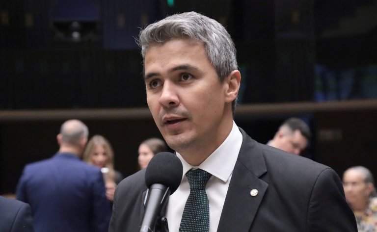Escolas devem garantir acessibilidade digital em sites e portais