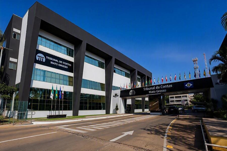 Sindicato denuncia afastamento de 113 servidores e aumento de comissionados no TCE
