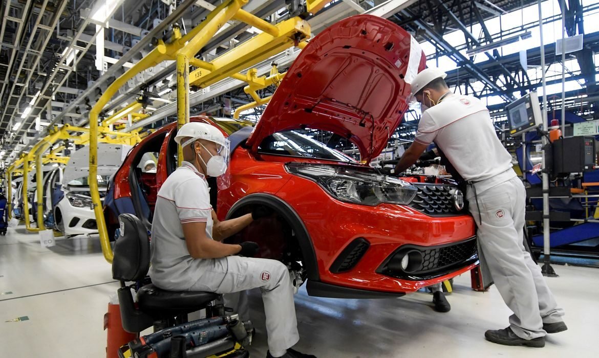 Desemprego atinge 5,2% no terceiro trimestre e marca menor índice desde 2012