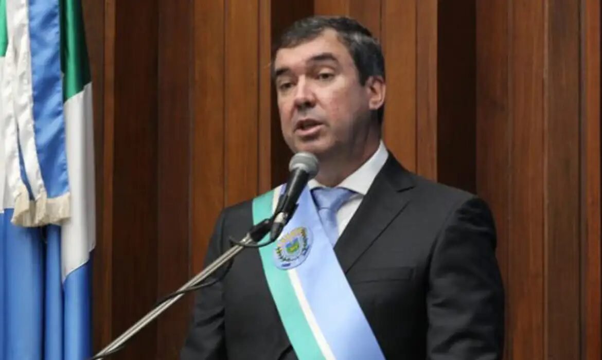 Eduardo Riedel vence eleição e continua no governo de MS
