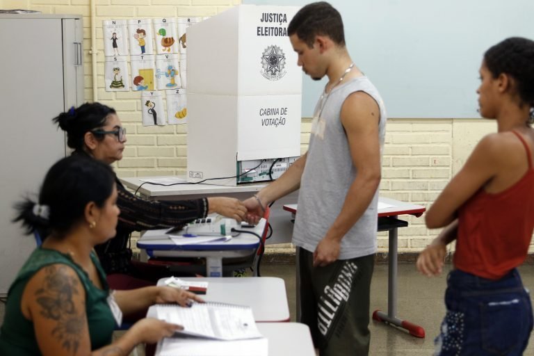Eleições 2026 exigem foco em economia, cultura e infraestrutura