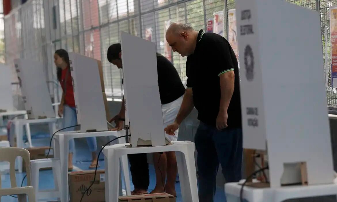Eleições 2026: regras do TSE determinam o que é permitido na urna