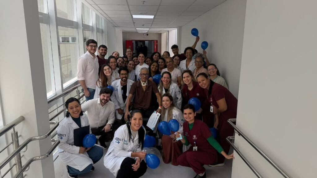 Professor de Mato Grosso vence internação de cem dias após parada cardíaca
