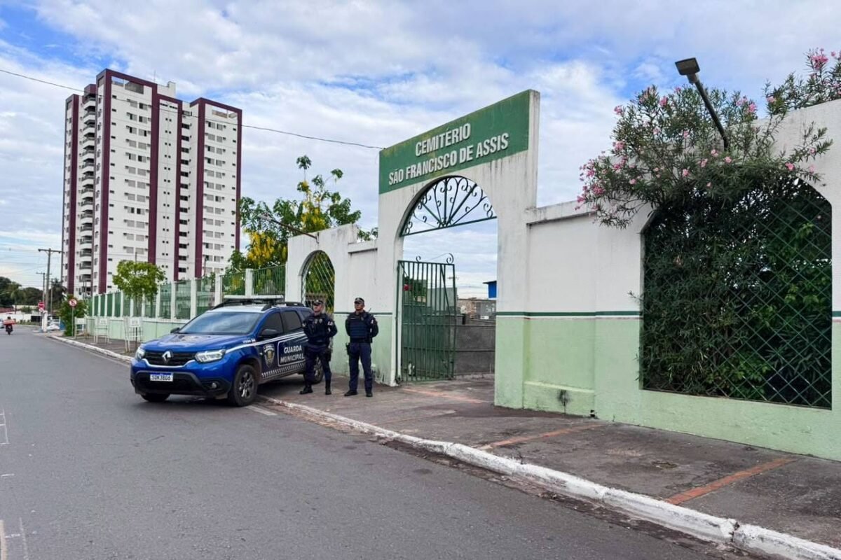 Guarda Municipal reforça segurança nos 13 cemitérios de Várzea Grande no feriado