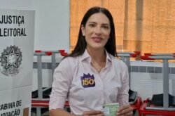 Janaina critica “baixaria” e crê em vitória: “Não trabalho com a possibilidade de não ser eleita”