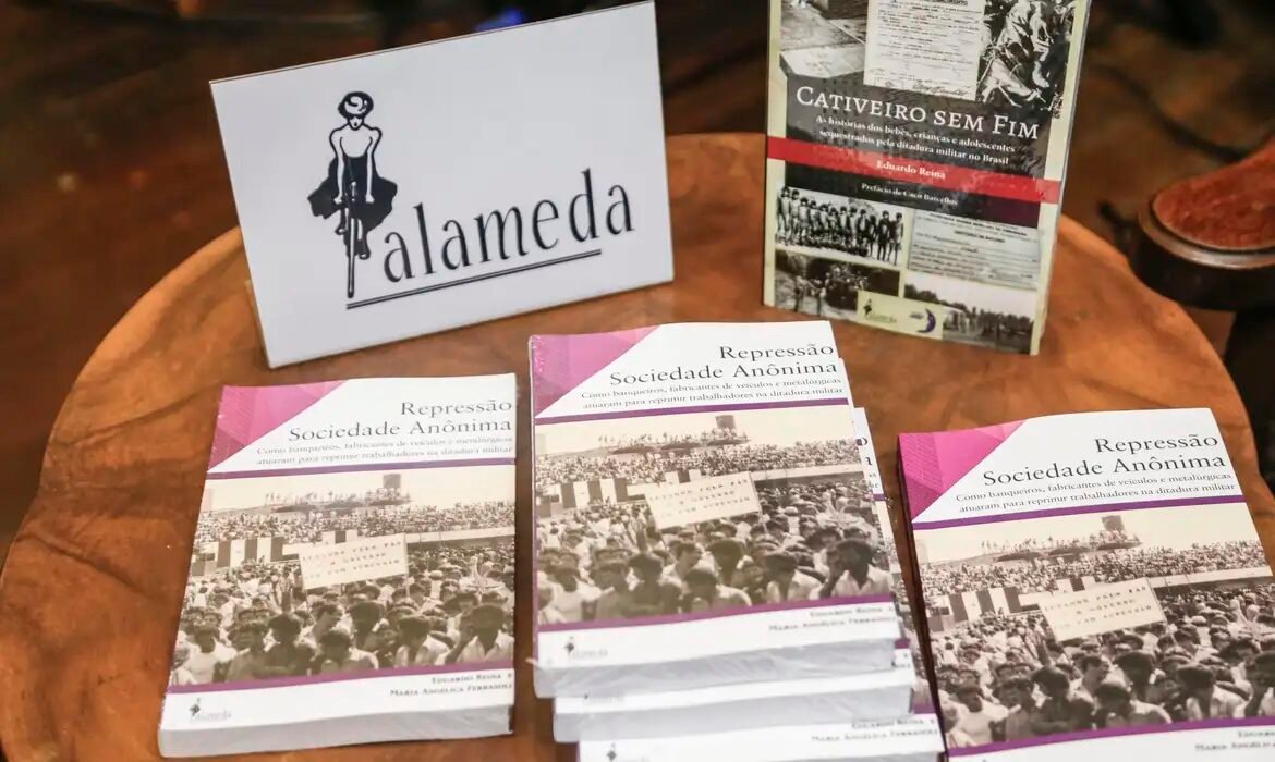 Livro expõe como montadoras ajudaram a sustentar a ditadura no Brasil