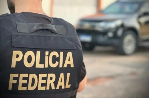 PF cumpre mandados de busca de apreensão na casa de dois secretários na véspera da eleição