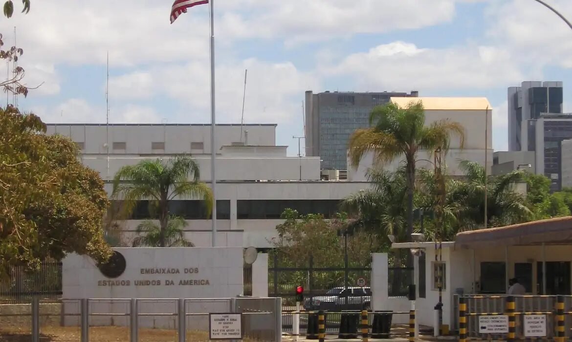Polícia Federal investiga ameaça contra embaixada dos EUA no Brasil