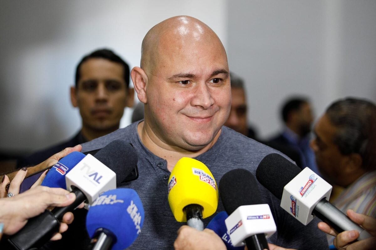Prefeito de Cuiabá é investigado pelo Ministério Público após falas sobre UFMT