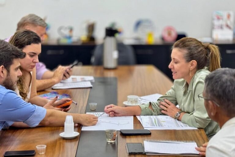 Prefeitura e Estado discutem melhorias na segurança viária durante obras do BRT