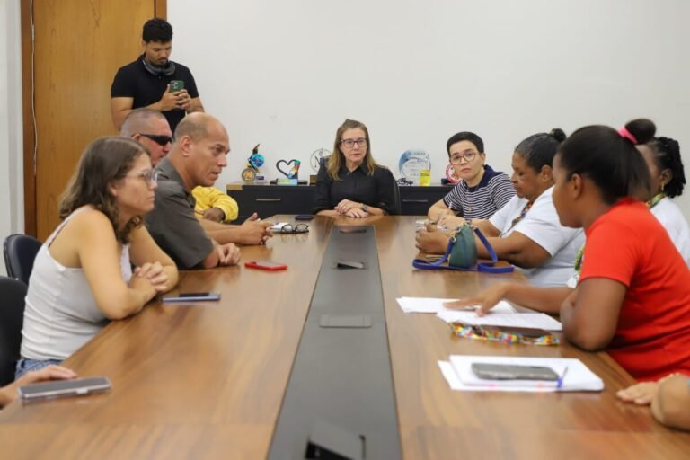 Prefeitura nega que houve corte de recursos para pessoas autistas e suas famílias em VG