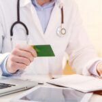 Projeto de lei condiciona reajuste de plano de saúde a reclamações