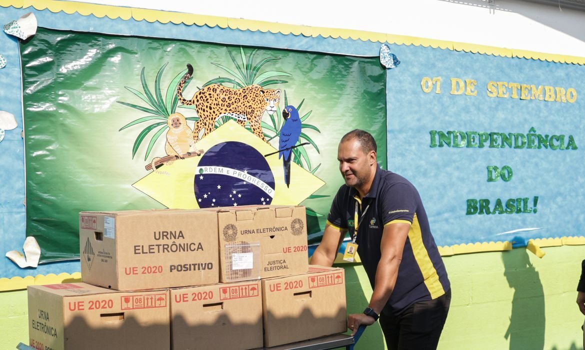 Voto em trânsito 2026: descubra como consultar seu local de votação
